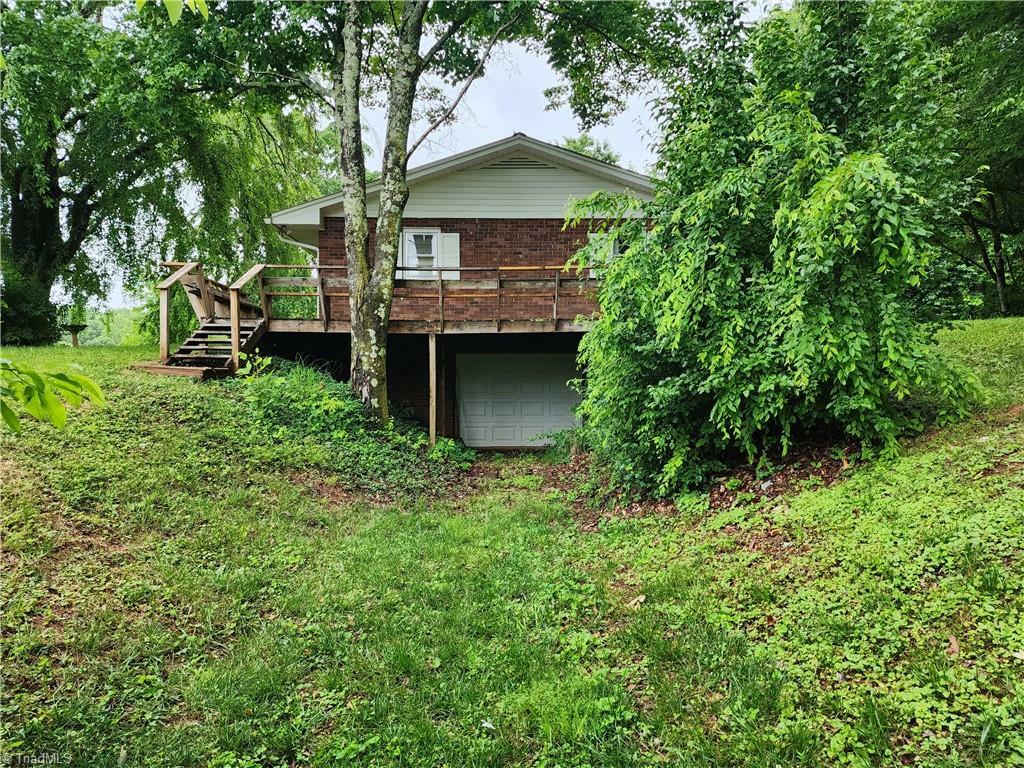 Property Photo: 981 Dehart Community Ctr Road NC 28635