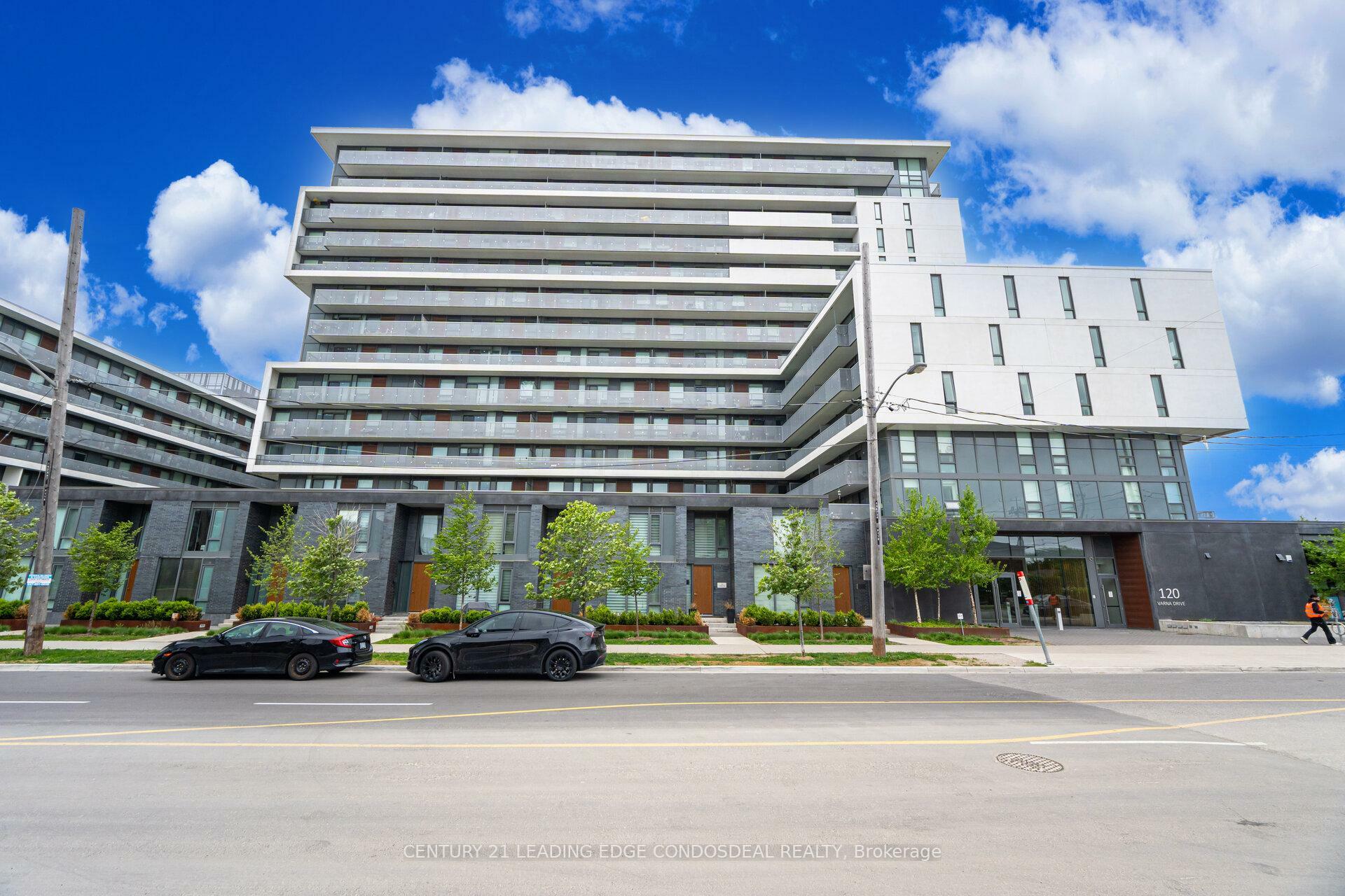 Photo de la propriété: 120 Varna Drive 405 ON M6A 0B3