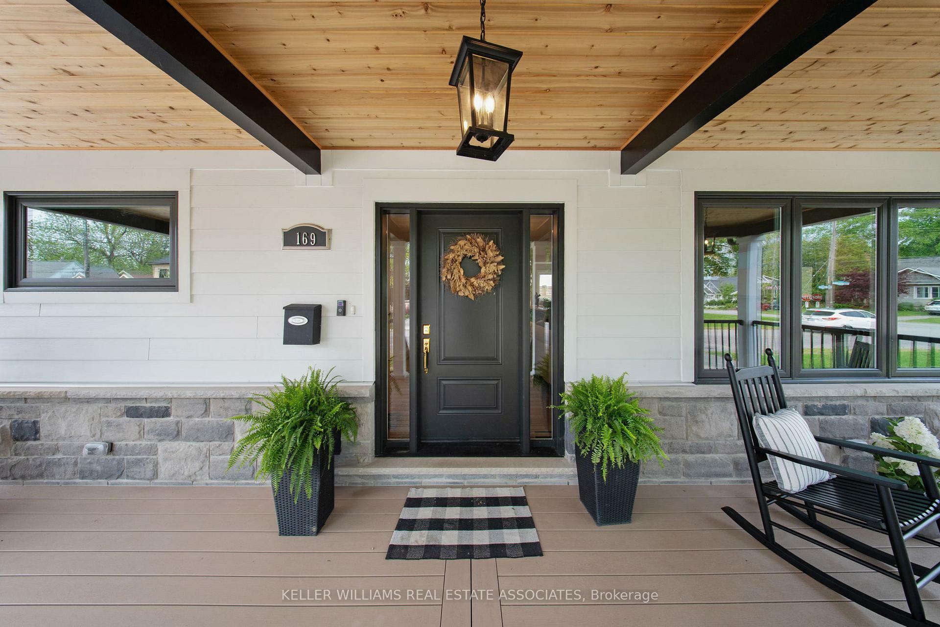 Property Photo:  169 Dalhousie Avenue  ON L2N 4X6 