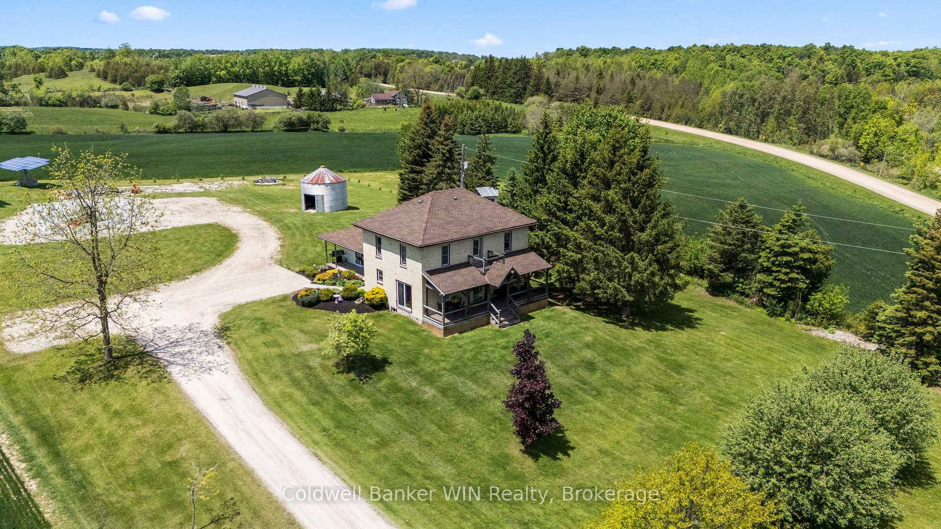 Property Photo:  221 Field Road  ON N0G 2J0 