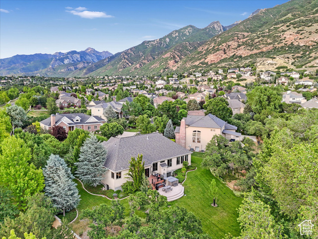 Property Photo: 2026 E Tivoli Hills Ct UT 84020