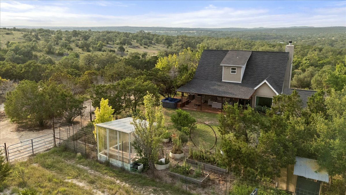 Property Photo: 30309 RR 12 TX 78620