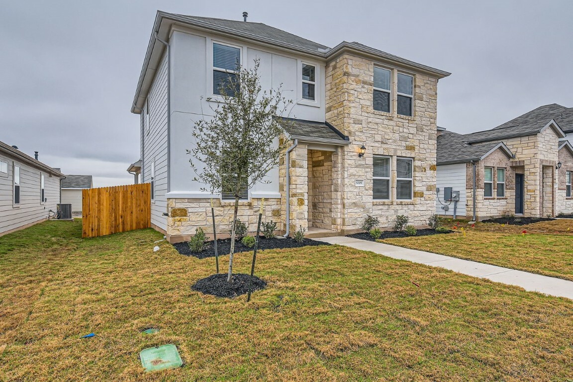 Property Photo: 5709 Beverly Prairie Road TX 78617