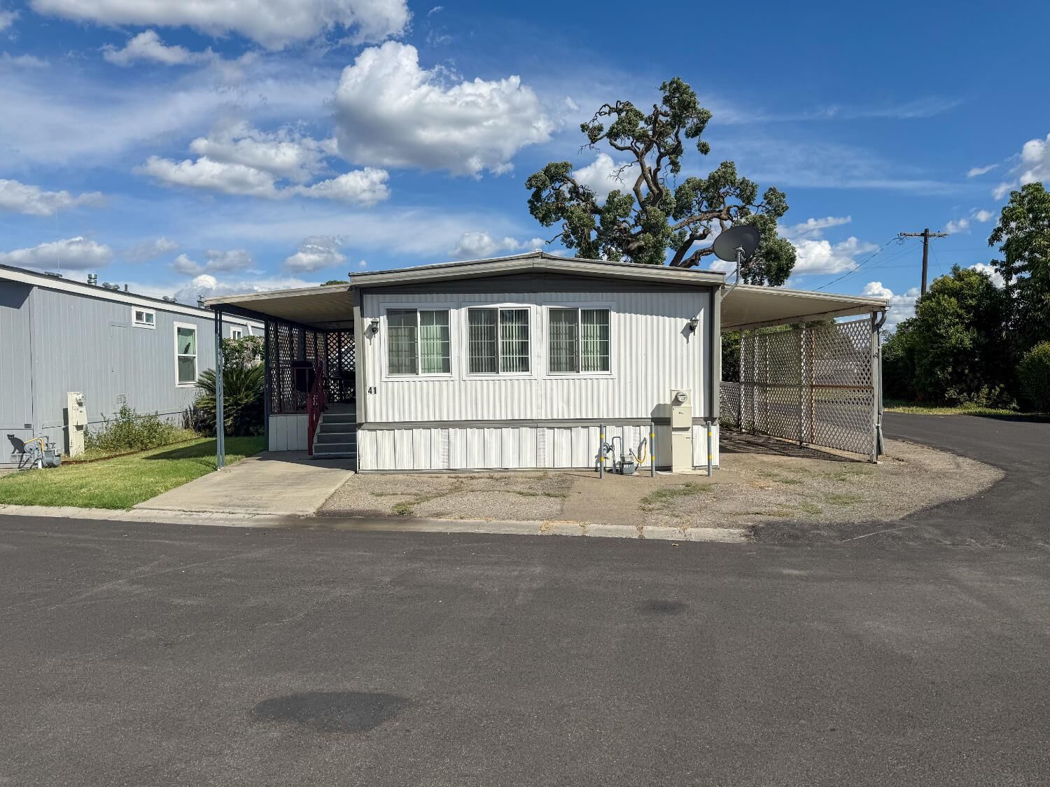 Property Photo: 5835 Cherokee Rd 41 CA 95215