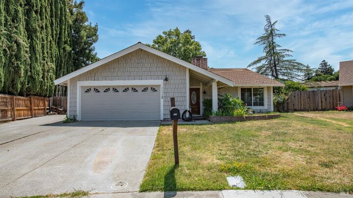 Property Photo:  2695 Vista Linda Drive  CA 94534 
