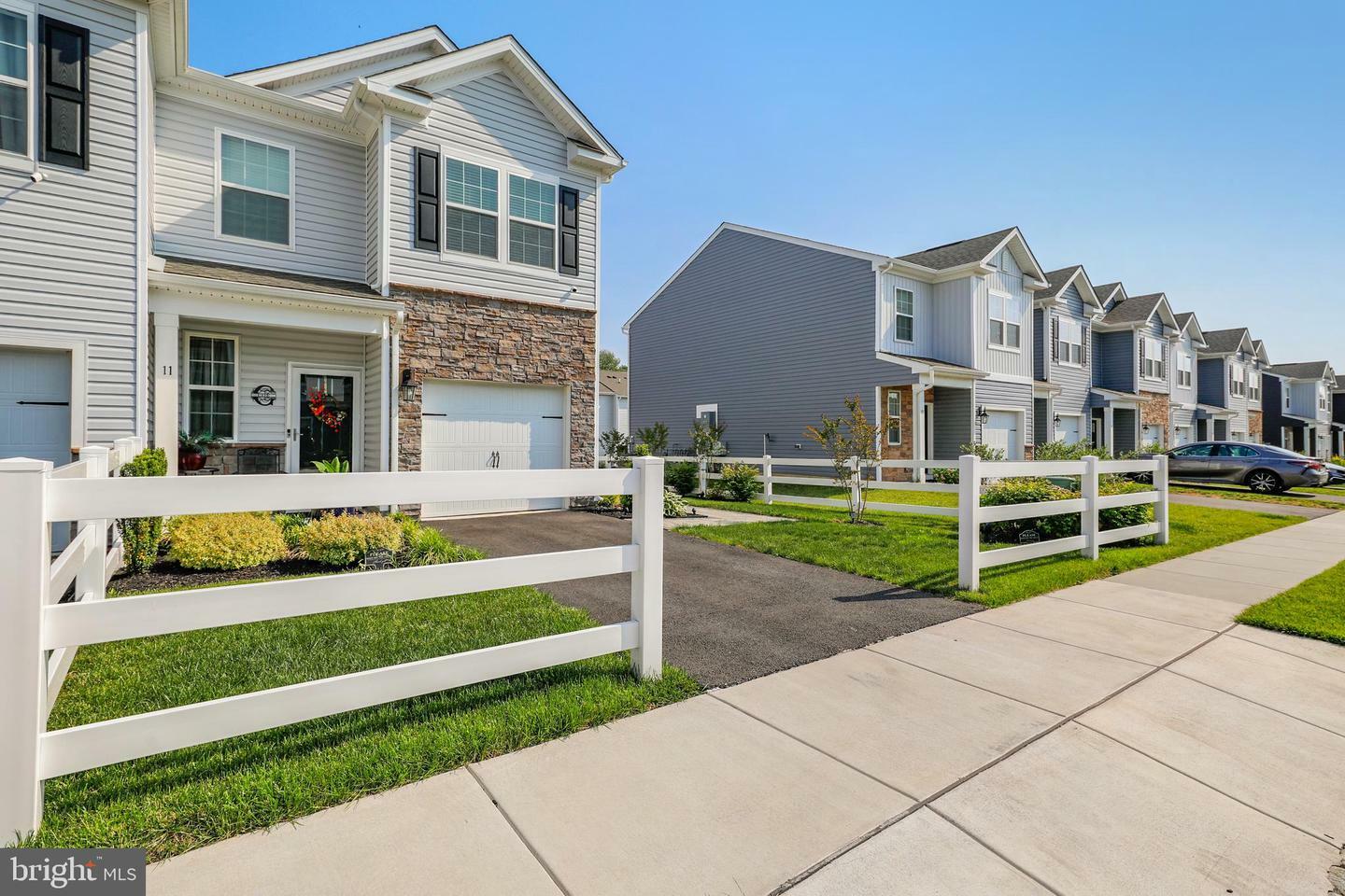 Property Photo: 11 Peregrine Way NJ 08016