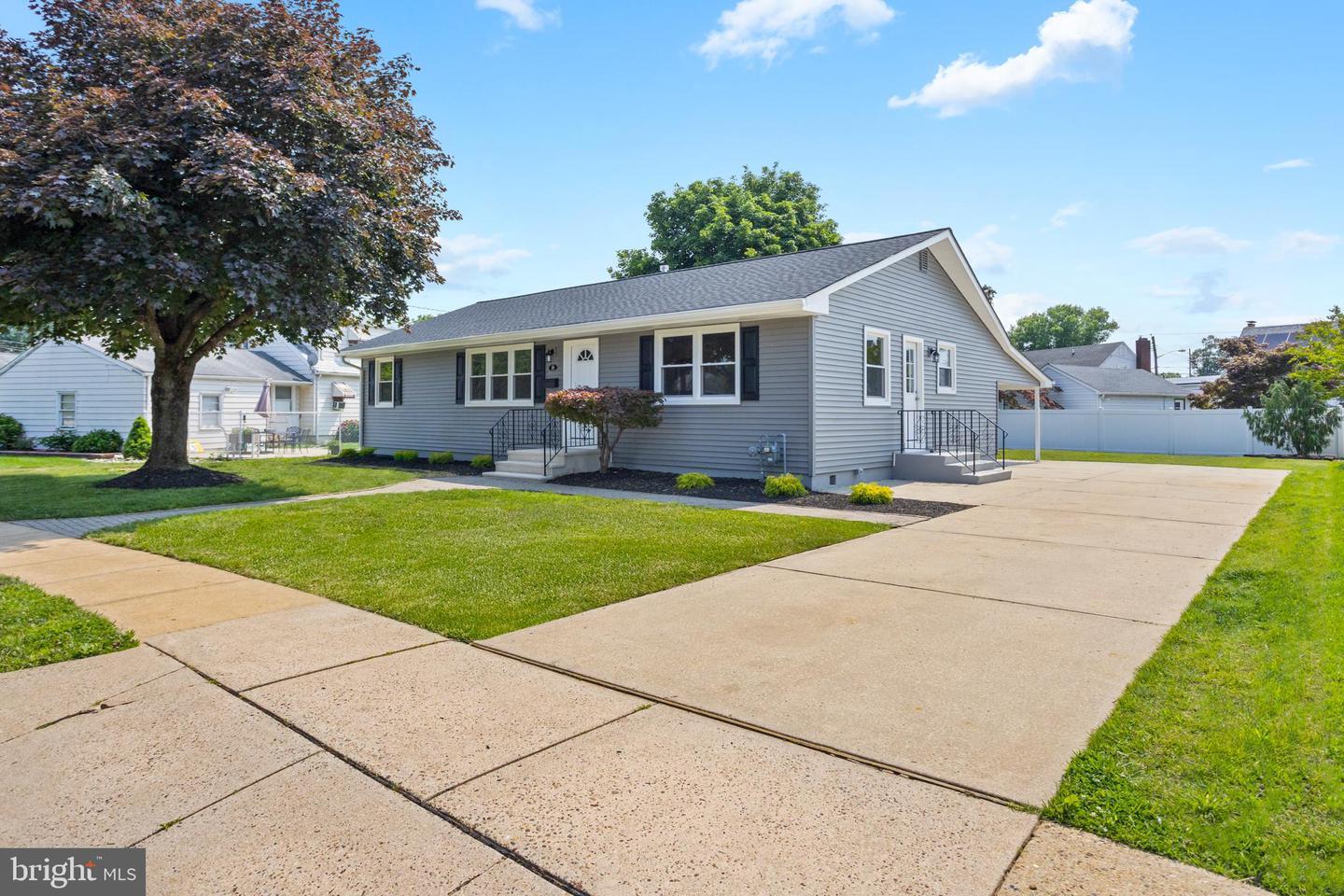 Property Photo:  20 Goeke Drive  NJ 08610 