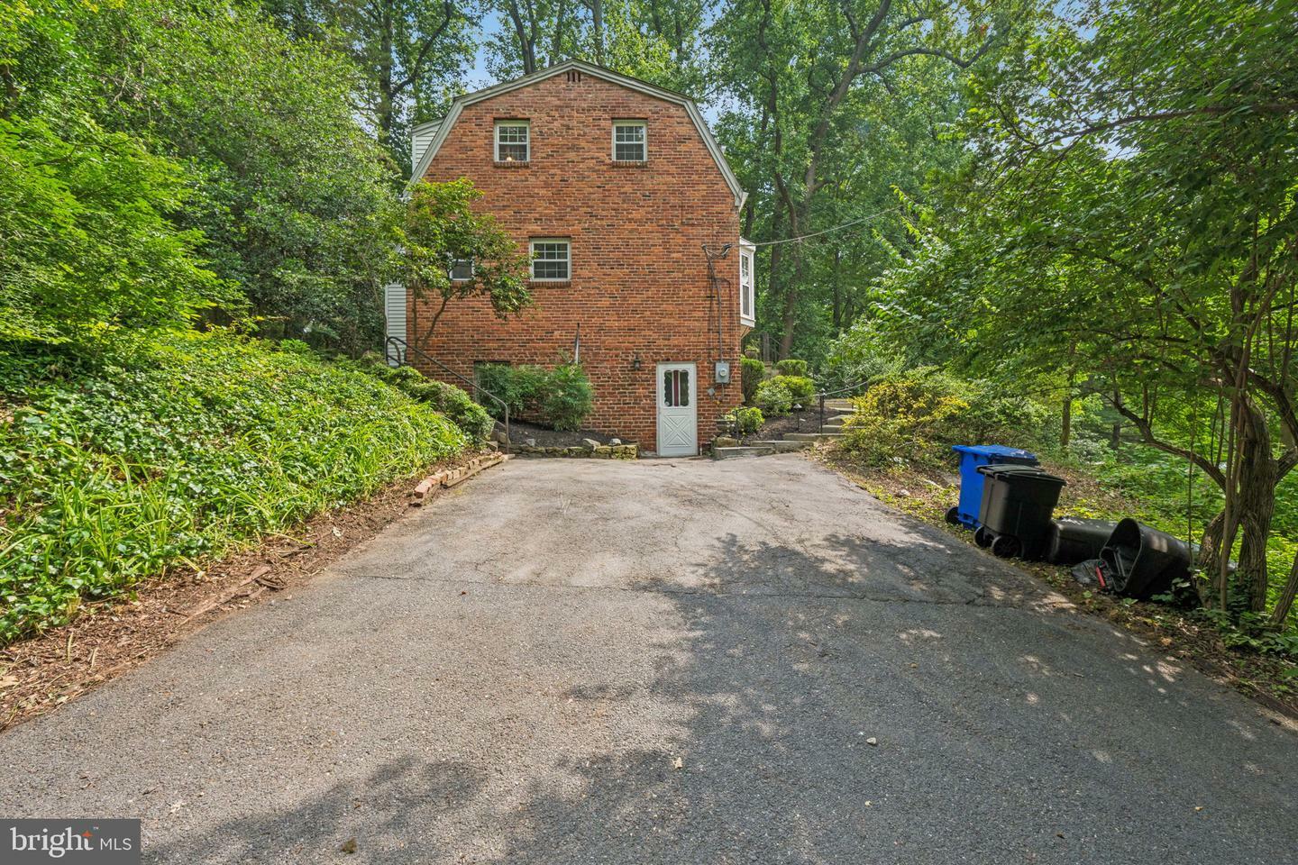 Property Photo: 3000 Forsythe Avenue MD 20910