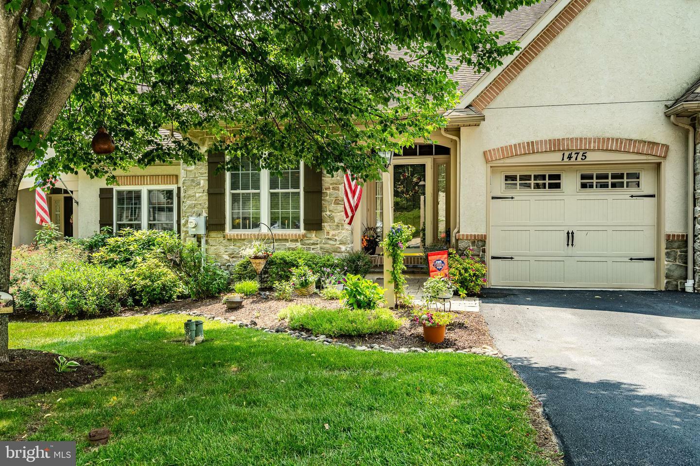 Property Photo: 1475 N Red Maple Drive PA 19335