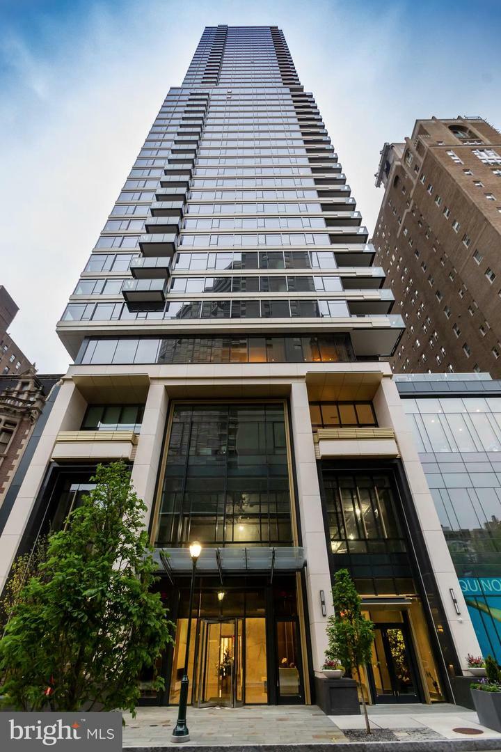Property Photo: 1911 Walnut Sky 4 PA 19103