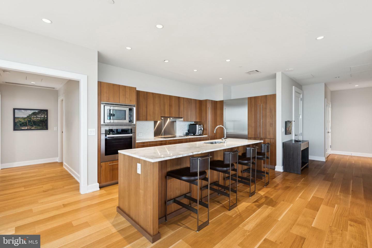 Property Photo:  50 S 16th Street 5504  PA 19102 
