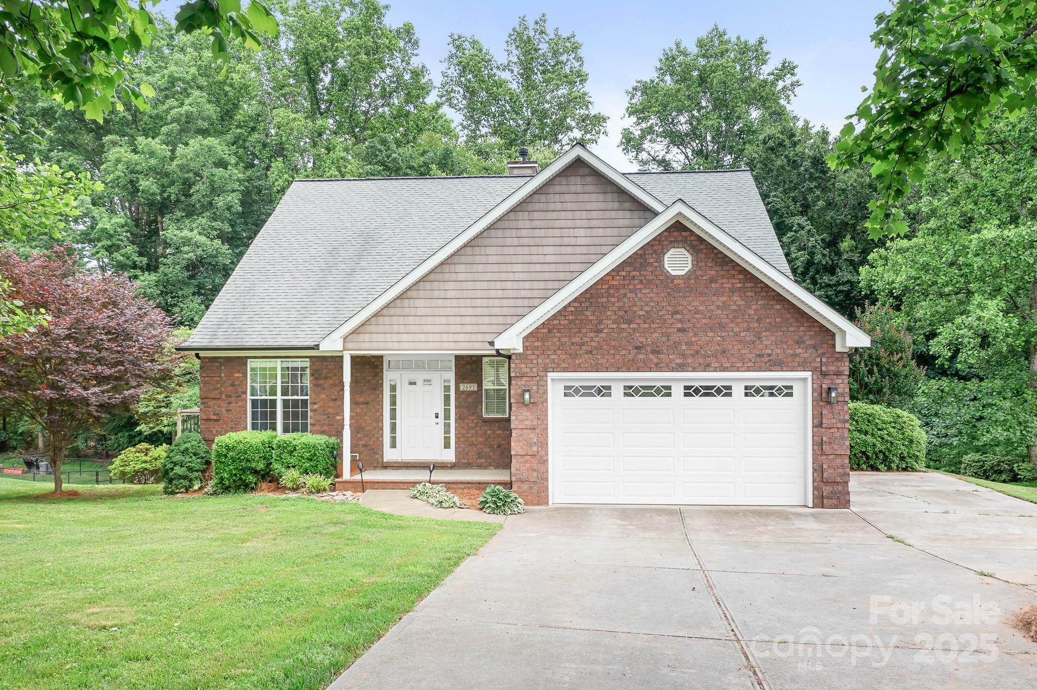 Property Photo: 2695 Queens Drive NC 28092