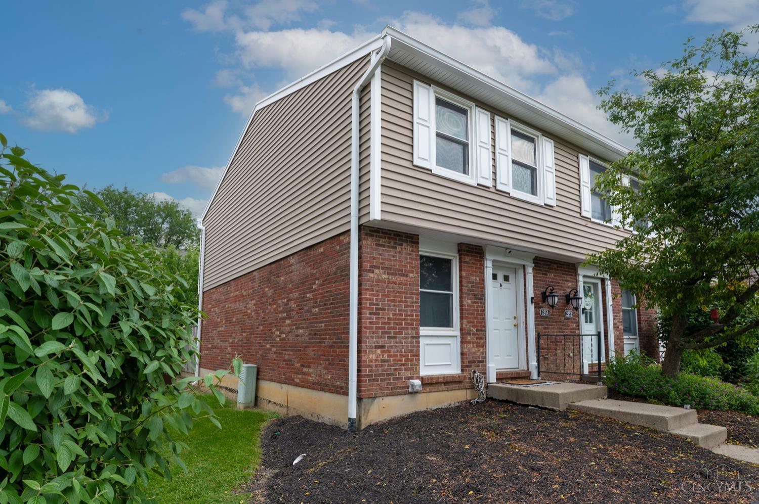 Property Photo: 2954 Mossy Brink Court OH 45039