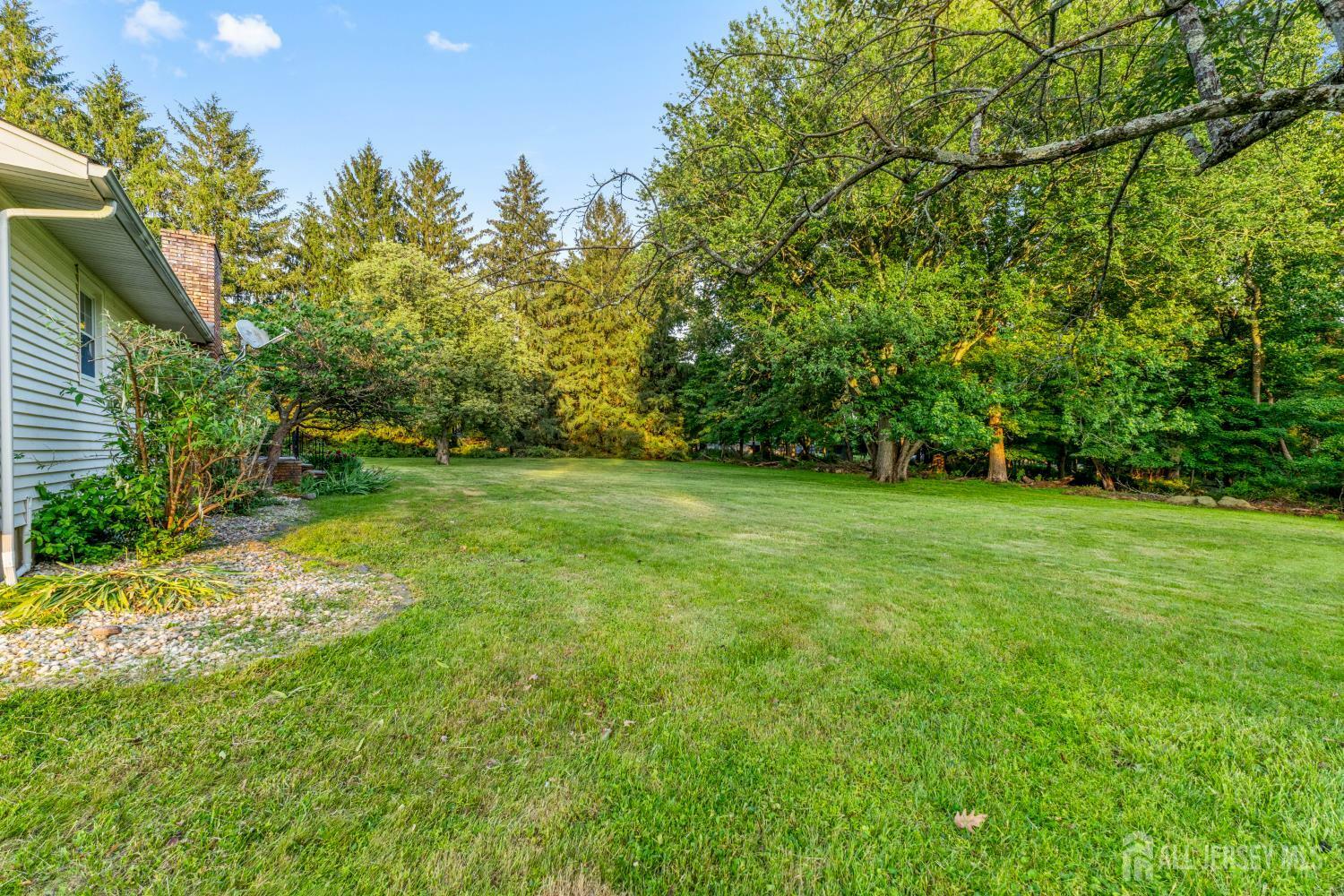 Property Photo: 4 Hickory Trail NJ 08822