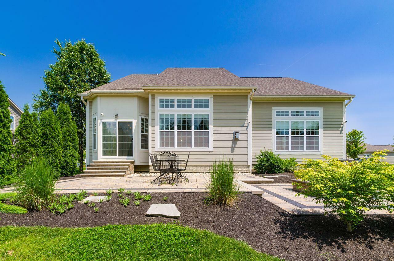 Property Photo: 1201 Stone Trail Drive OH 43004