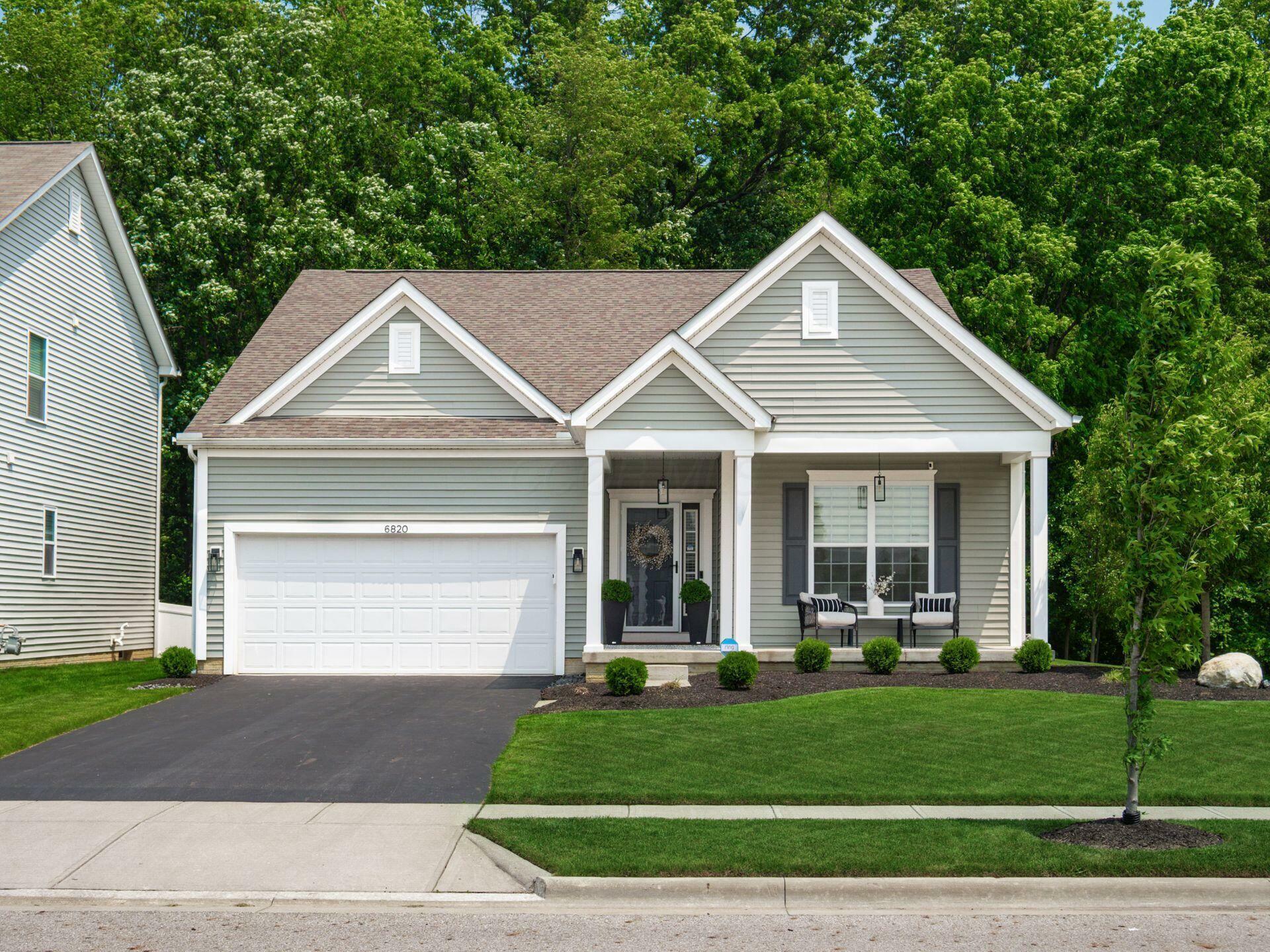 Property Photo:  6820 Brooklyn Heights Road  OH 43081 