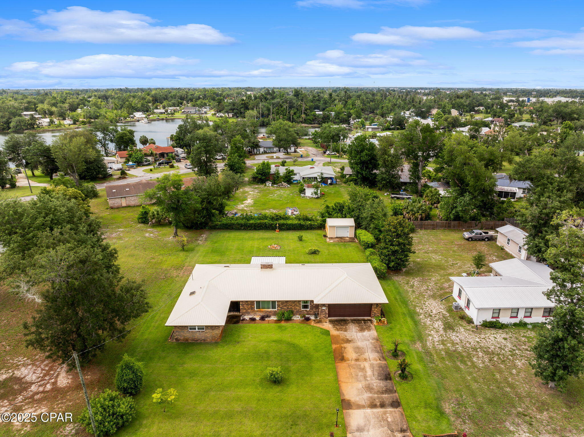 Property Photo: 4923 Donalson Road FL 32404