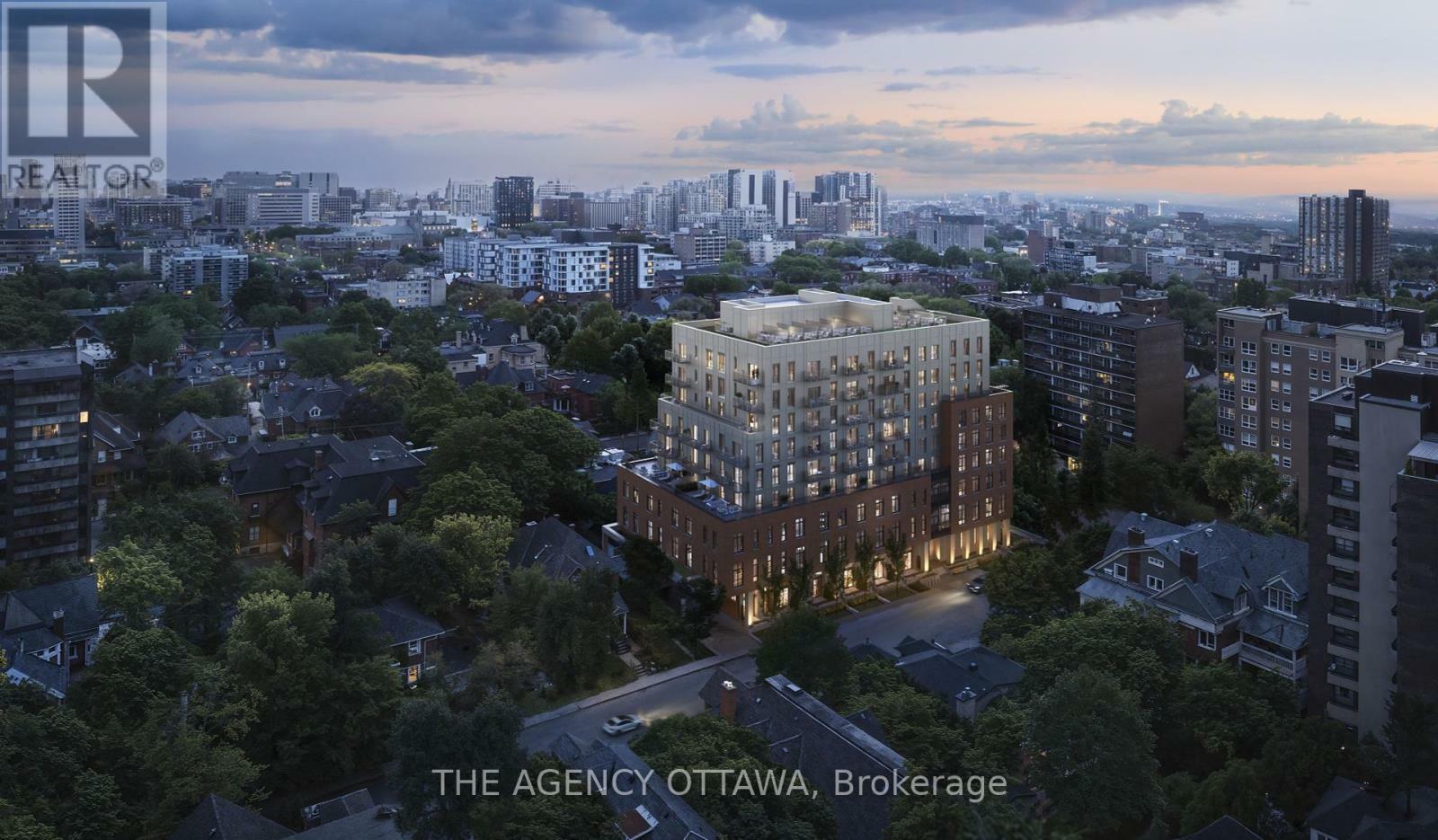 Property Photo: 8 Blackburn Avenue 703 ON K1N 7Z2
