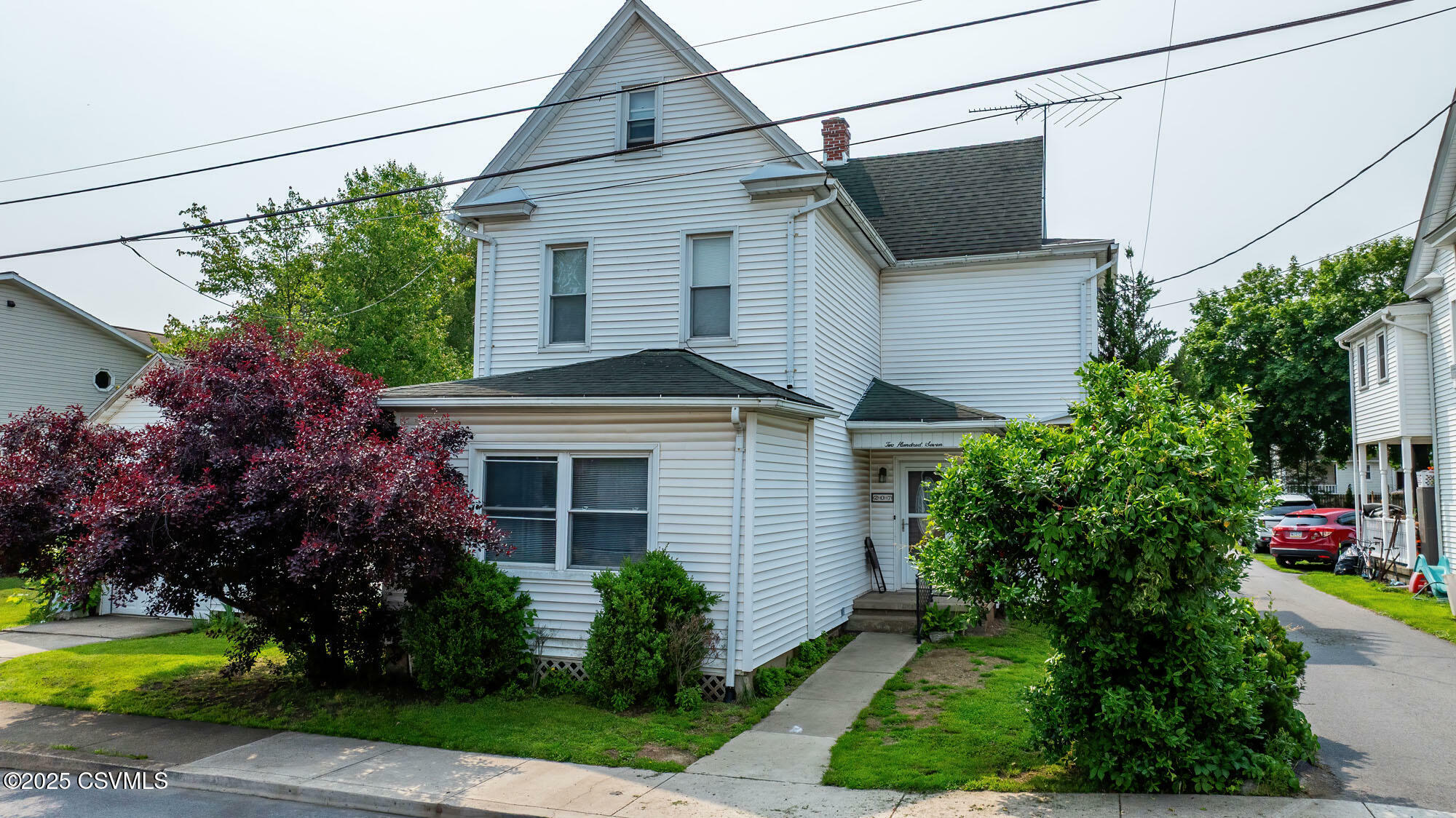 207 E 9th Street  Bloomsburg PA 17815 photo