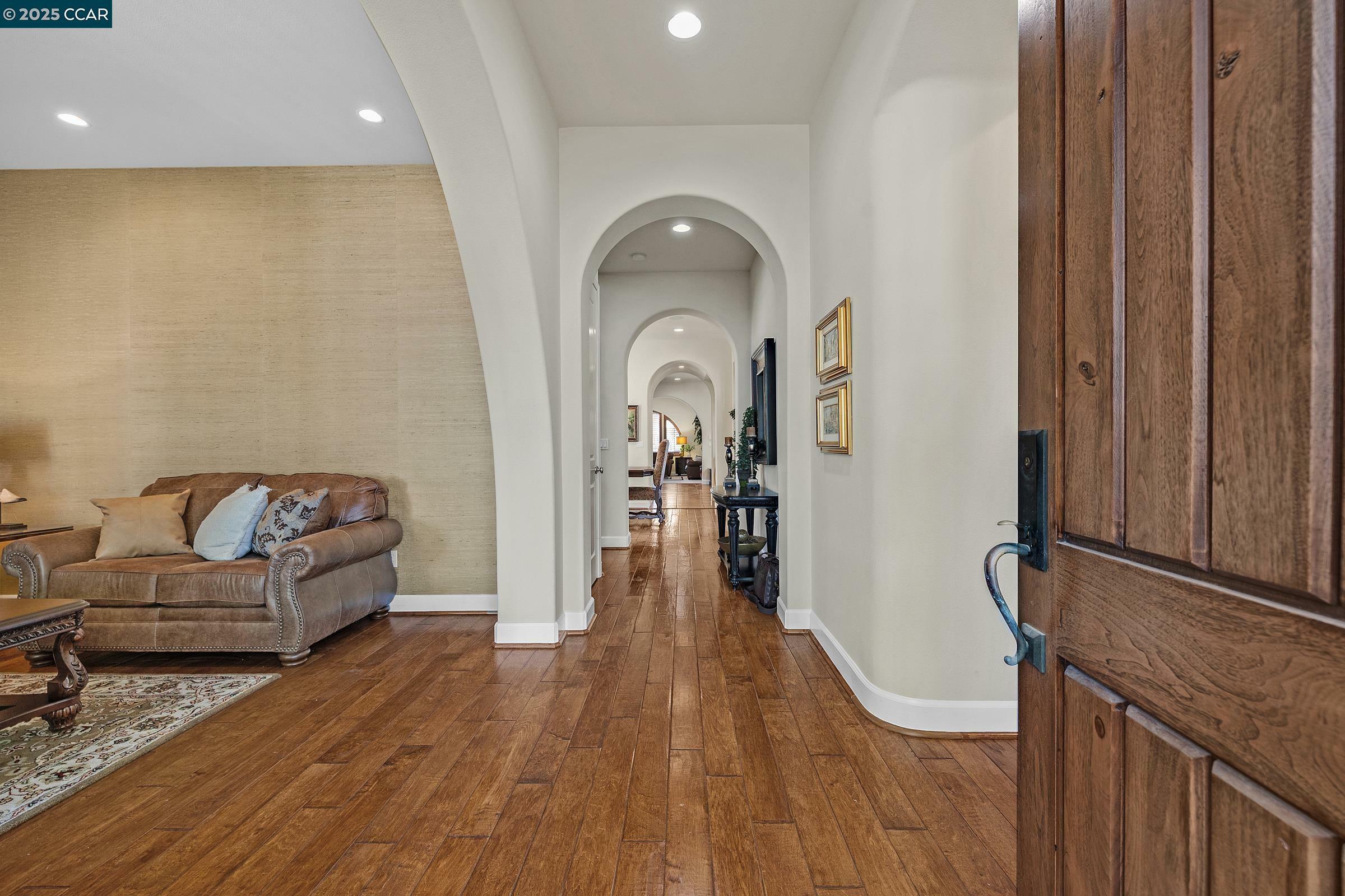 Property Photo: 2222 Creekview Pl CA 94506