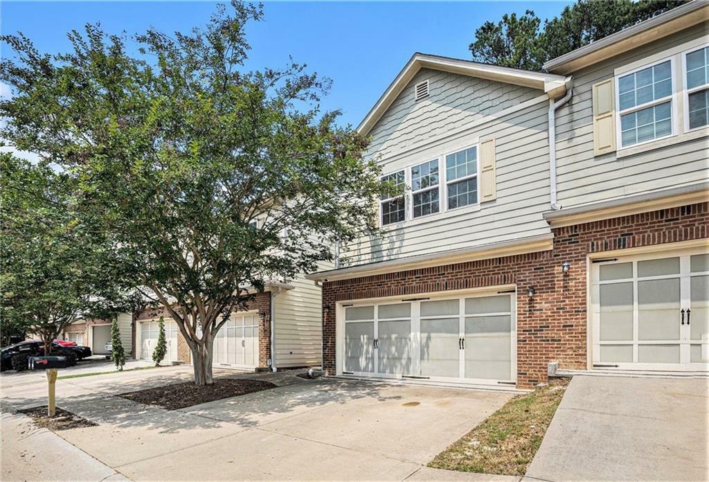 Property Photo: 876 Ivydale Lane 63 GA 30045