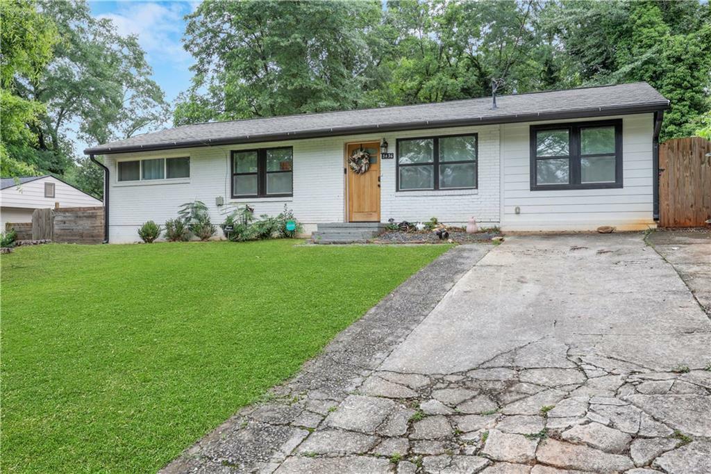 Property Photo: 3436 Pinehill Drive GA 30032