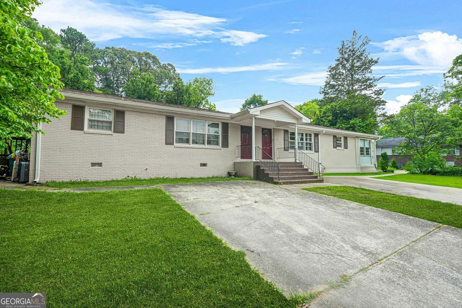 Property Photo: 2841 Windy Lane Lane GA 30106