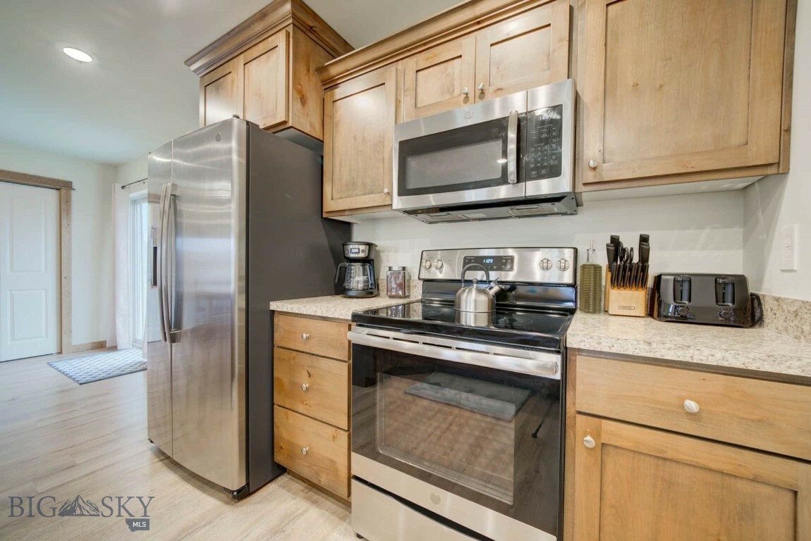 Property Photo:  511 W Hugel  MT 59729 
