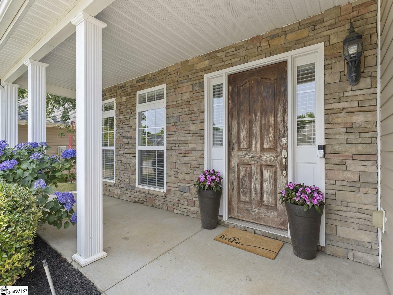 Property Photo: 125 Saxon Falls Court SC 29607