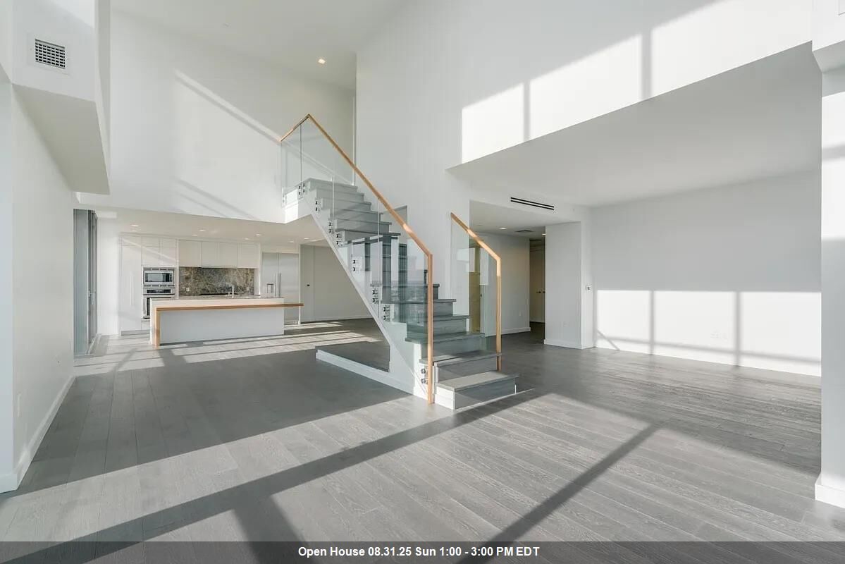 Property Photo: 320 Adolphus Ave 316 NJ 07010