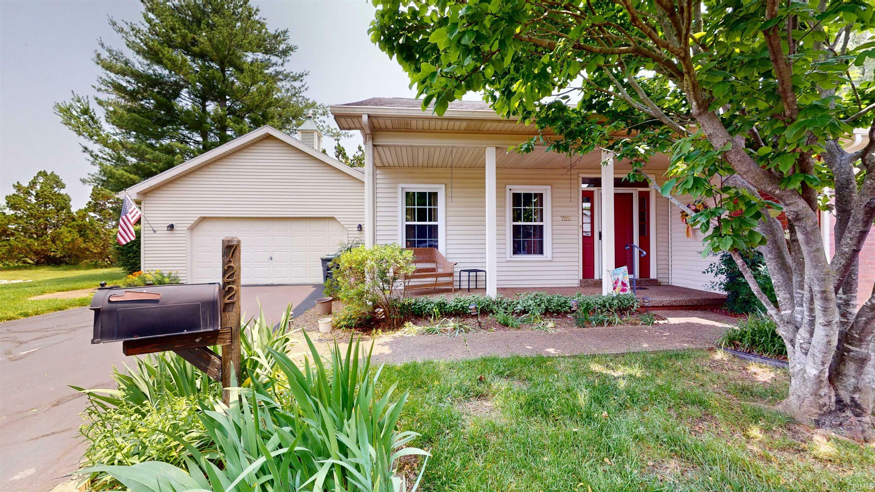 Property Photo:  722 Kingswood Drive  IN 47715 
