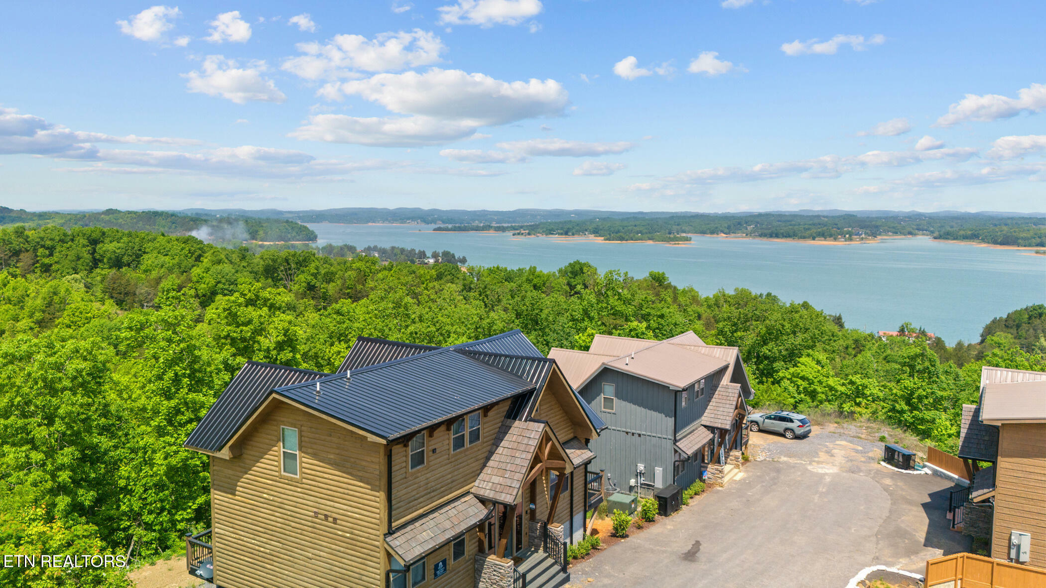 Property Photo:  610 Butterfly Way  TN 37876 
