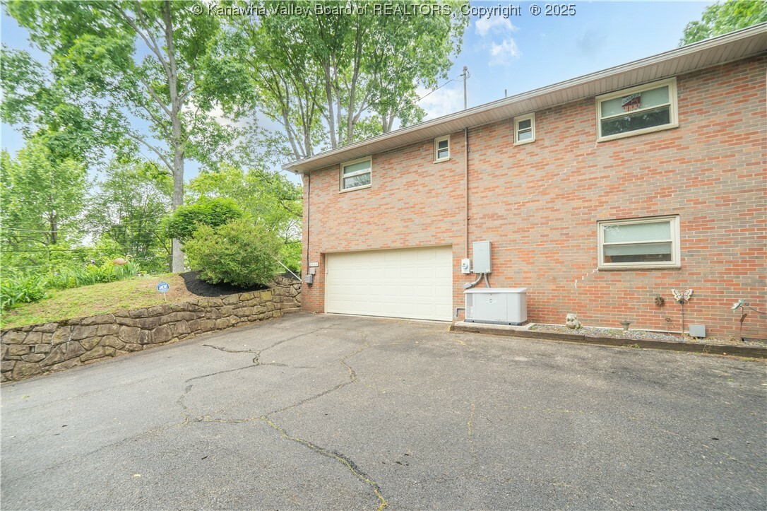 Property Photo: 868 Alta Road WV 25314