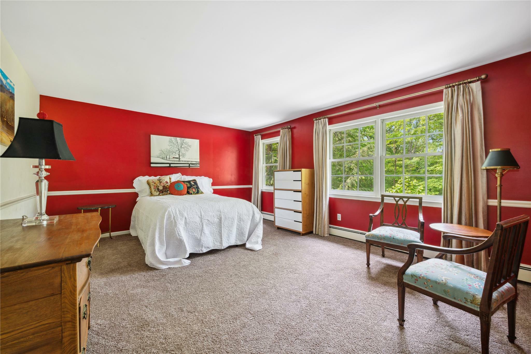 Property Photo: 4 Brook Farm Circle NY 10506