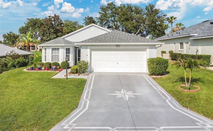 5562 Charleston Avenue  Tavares FL 32778 photo