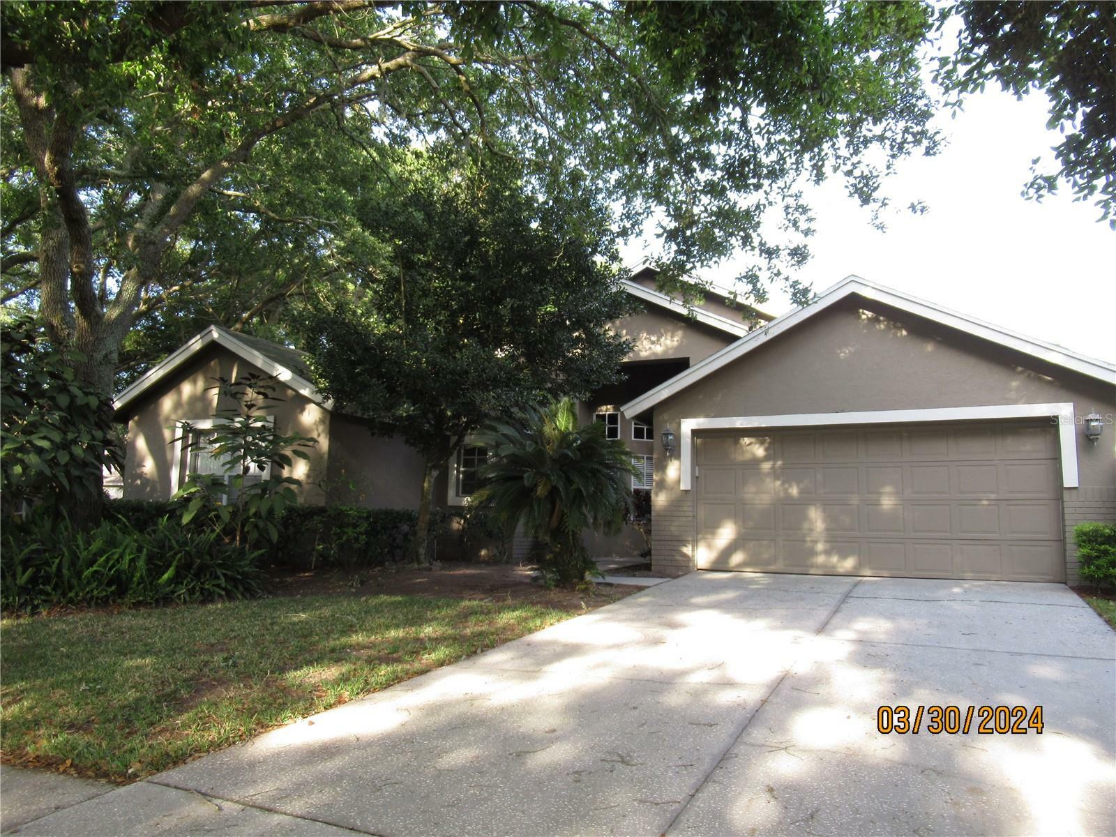 3002 Bent Creek Drive  Valrico FL 33596 photo