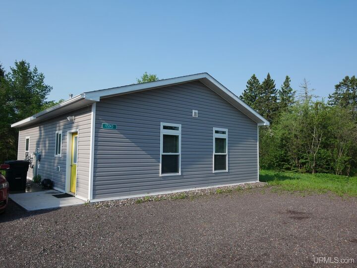 Property Photo:  17245 Atlantic Avenue  MI 49905 