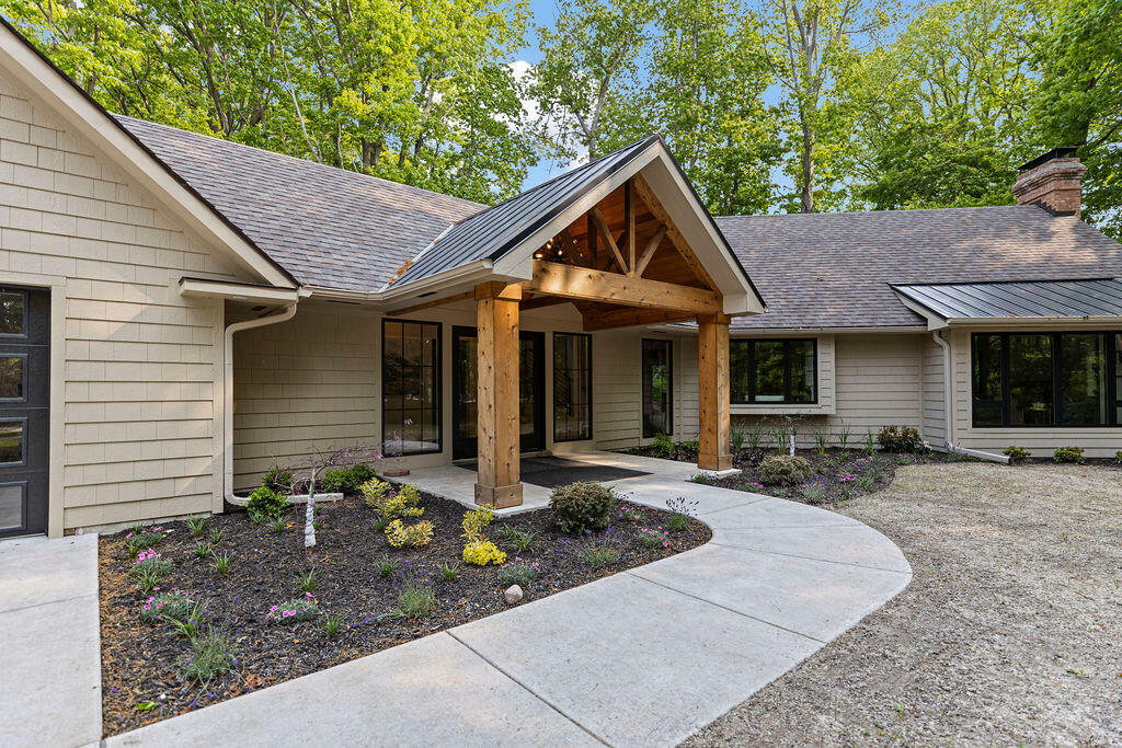 Property Photo: 582 Campbell Road MI 49453