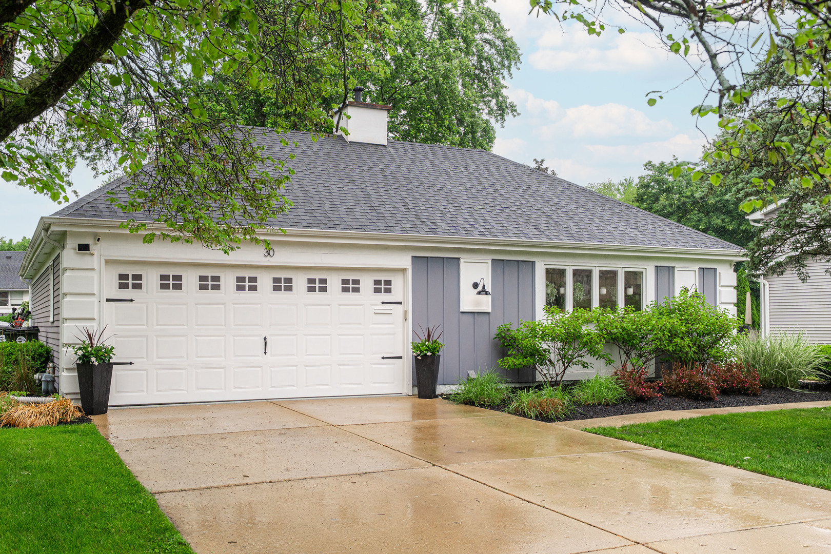 Property Photo:  30 Beau Meade Road  IL 60543 