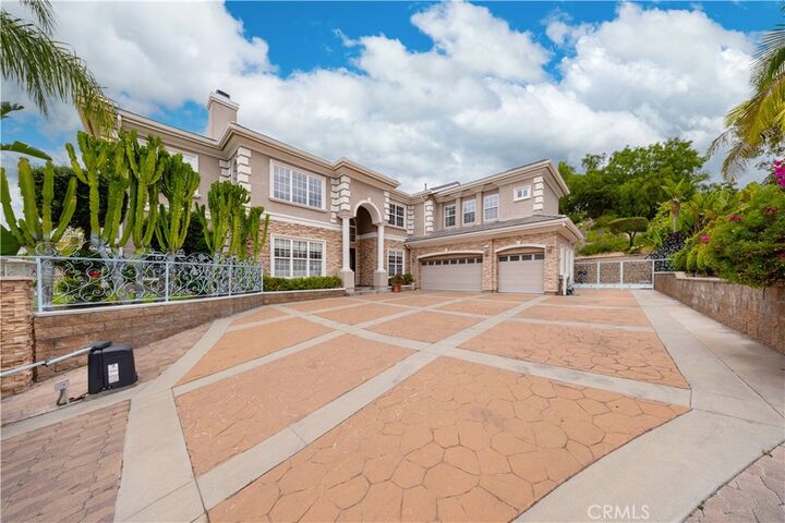 Property Photo:  2122 Meteora Way  CA 91748 