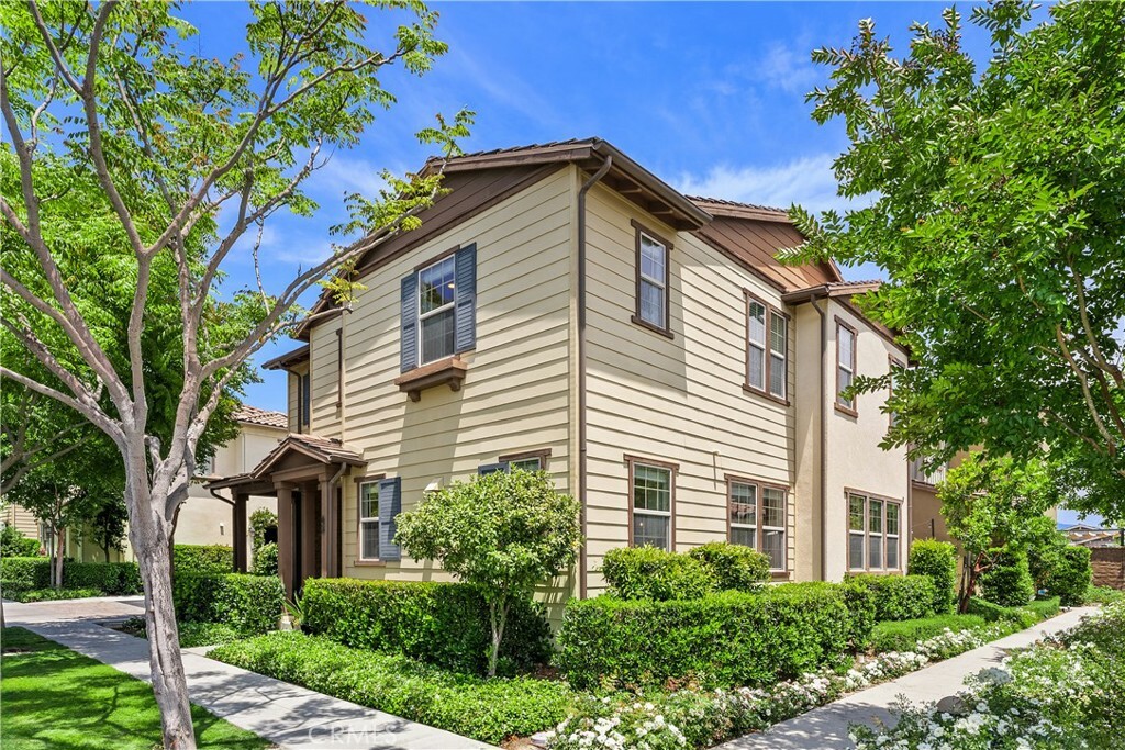 Property Photo:  40 Lomada Street  CA 92694 