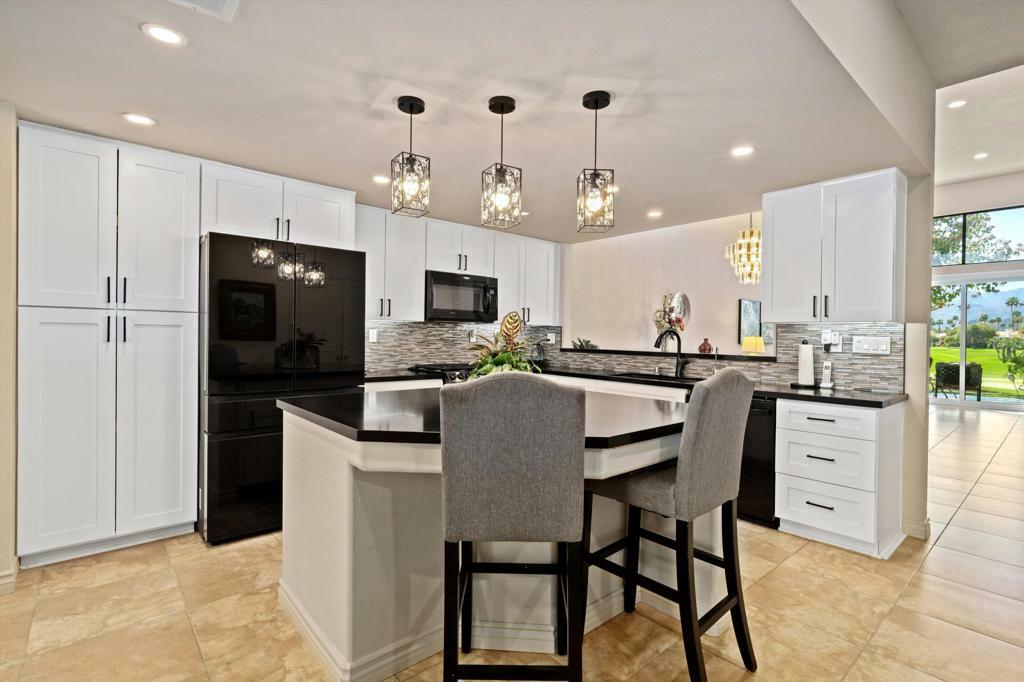 54121 Oakhill  La Quinta CA 92253 photo