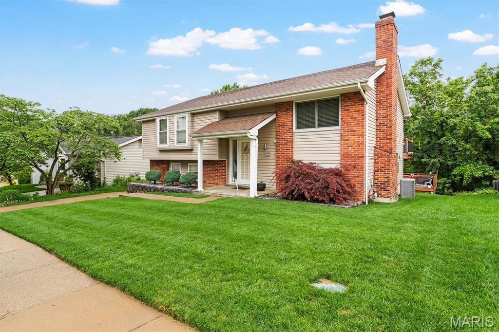 Property Photo: 3749 Gumtree Lane MO 63129