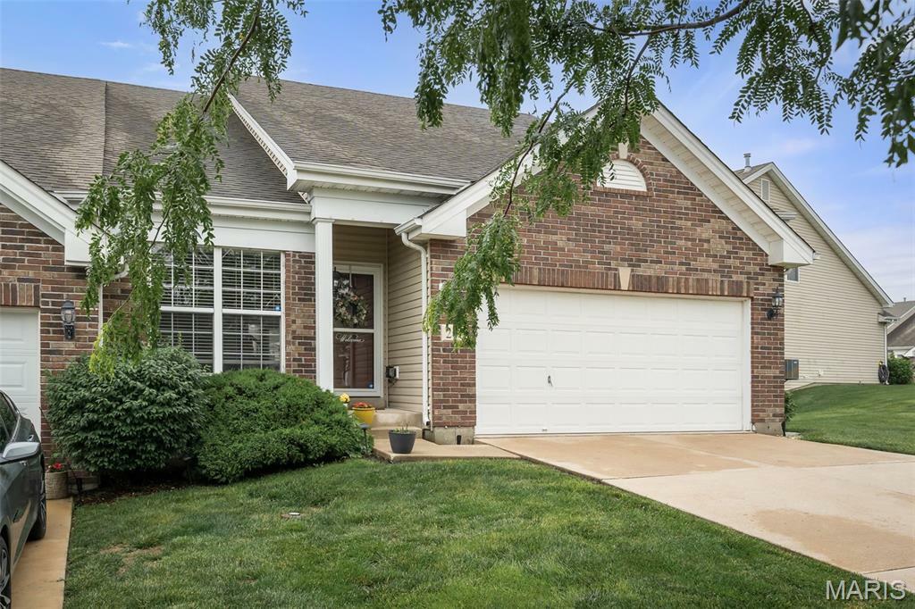 Property Photo: 206 Belmonte Circle MO 63368