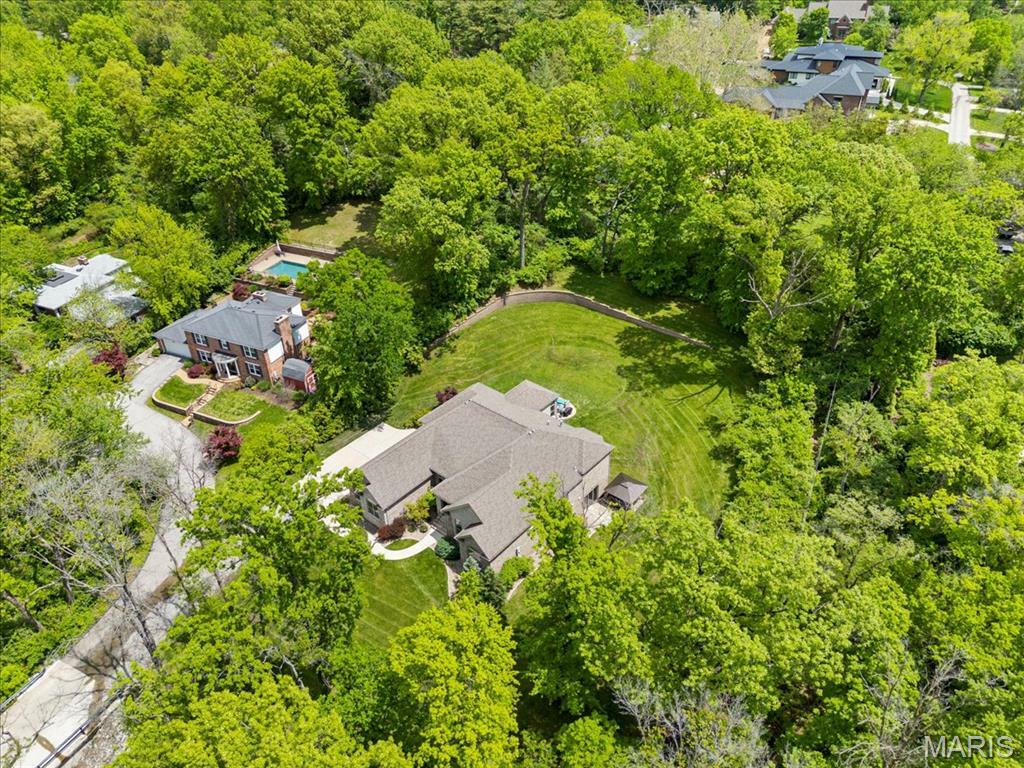 Property Photo:  5 Watch Hill Road  MO 63124 