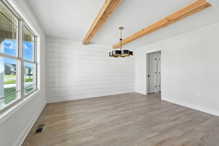 Property Photo:  1721 Heritage Drive  TN 37043 