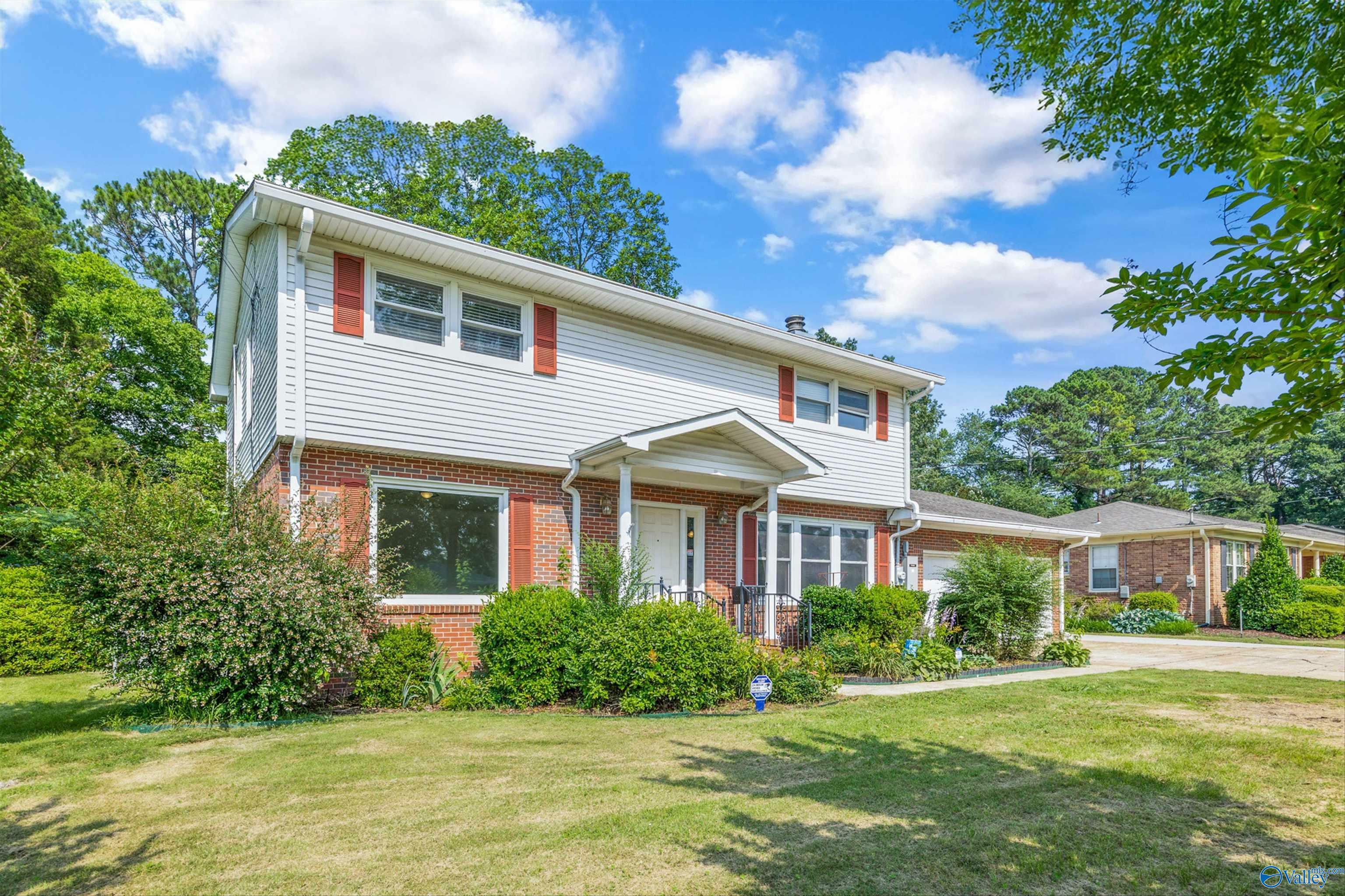 Property Photo: 11303 Crestfield Drive AL 35803