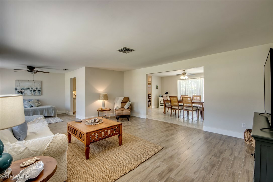 Property Photo: 1031 Dolphin Drive FL 33904