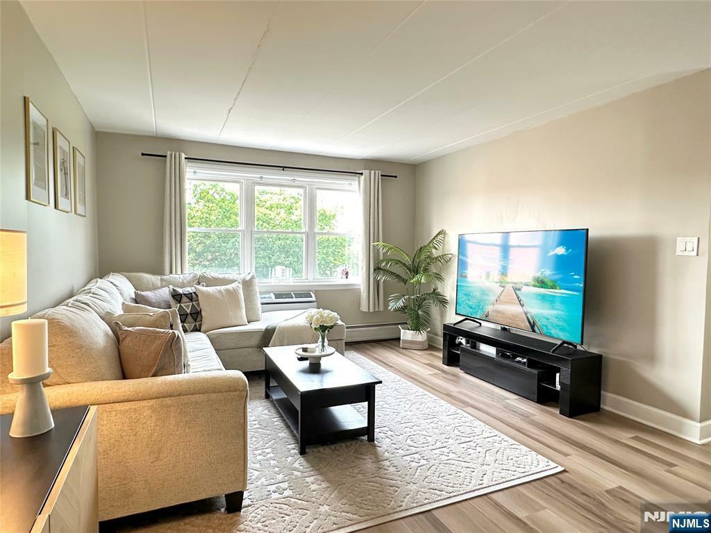 Property Photo: 25 Jefferson Street 6E NJ 07601