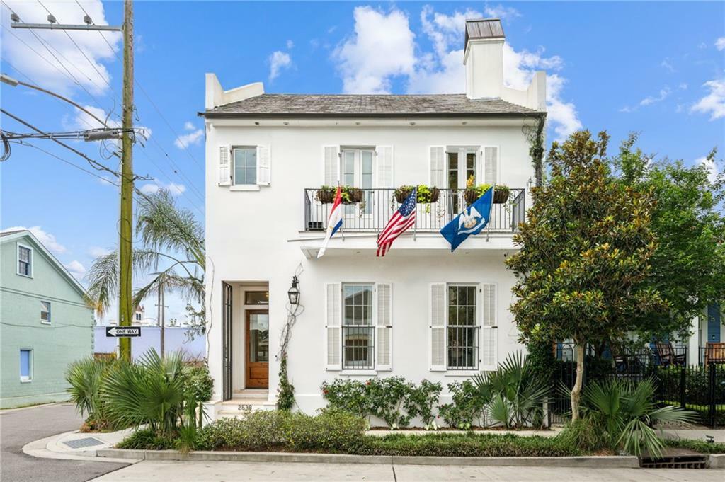 Property Photo: 2538 N Rampart Street LA 70117